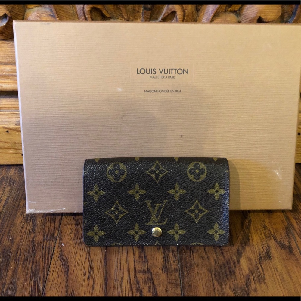 MINT Auth Louis Vuitton Tresor pm bifold wallet